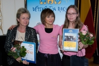 Pomoc přírodě / patron: herečka a zpěvačka Petra Černocká Pomoc přírodě / patron: herečka a zpěvačka Petra Černocká